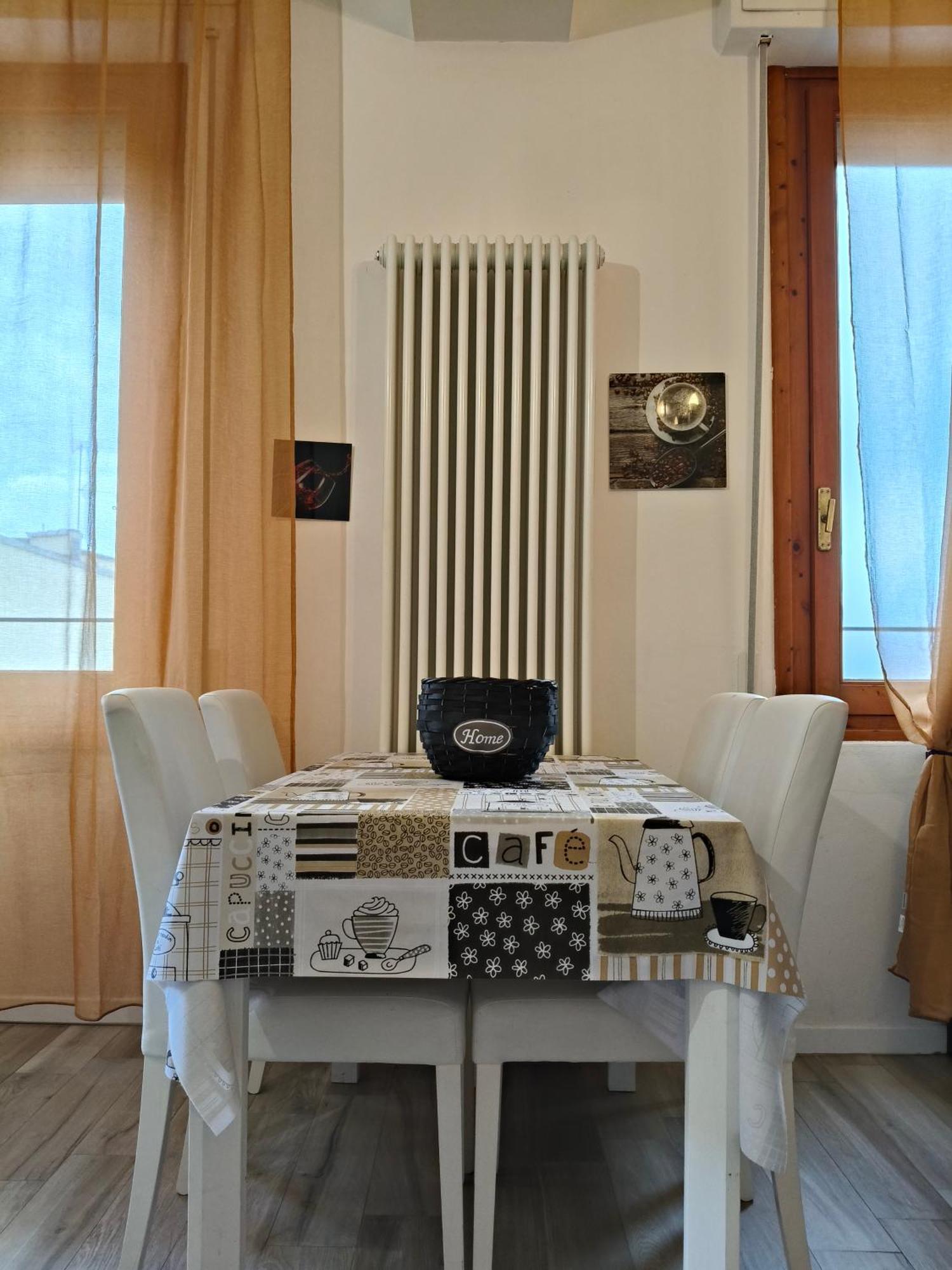 Apartment Eyes Florenz